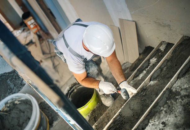 Best Concrete Walkway Installation  in Maplewood, MO
